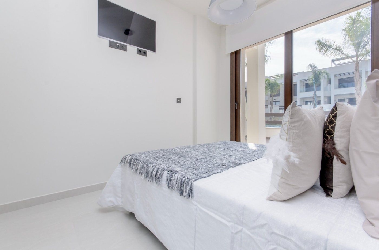  till salu hus Urbanización Monteazul Baix Segura 16