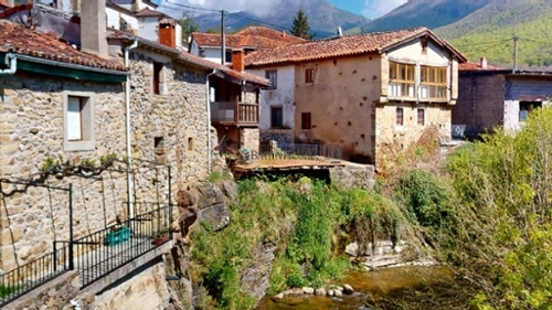 Uznayo Saja-Nansa hus foto 6240001