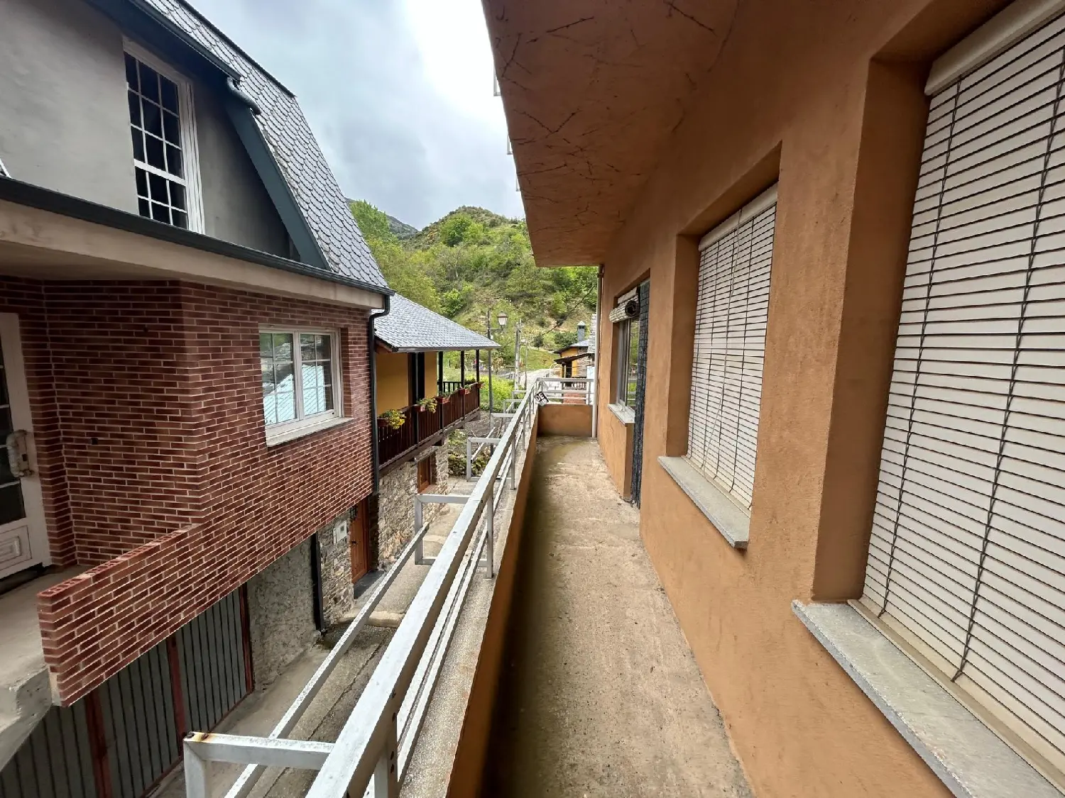 till salu hus Valdecañada Bierzo (El) 2