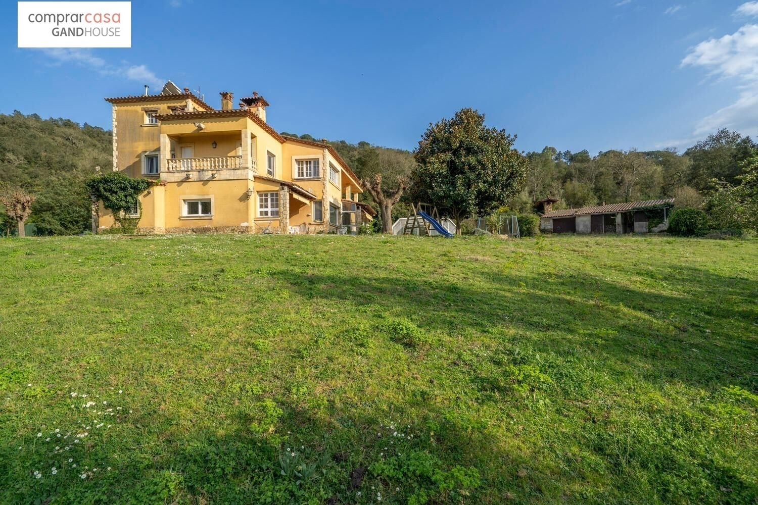 till salu hus Veinat De Creu De Serra Gironès 2