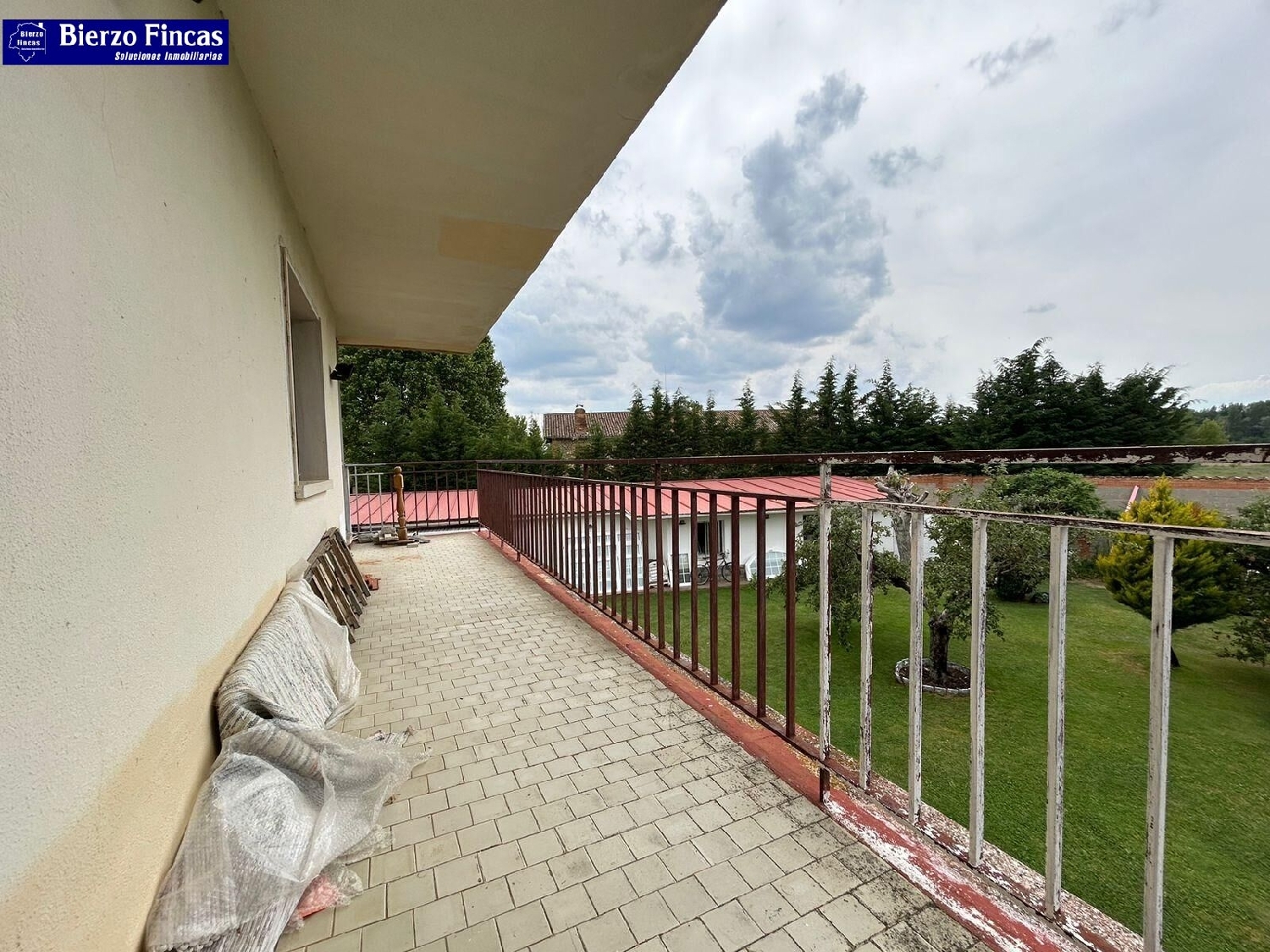  till salu hus Villamoros De Mansilla León 8