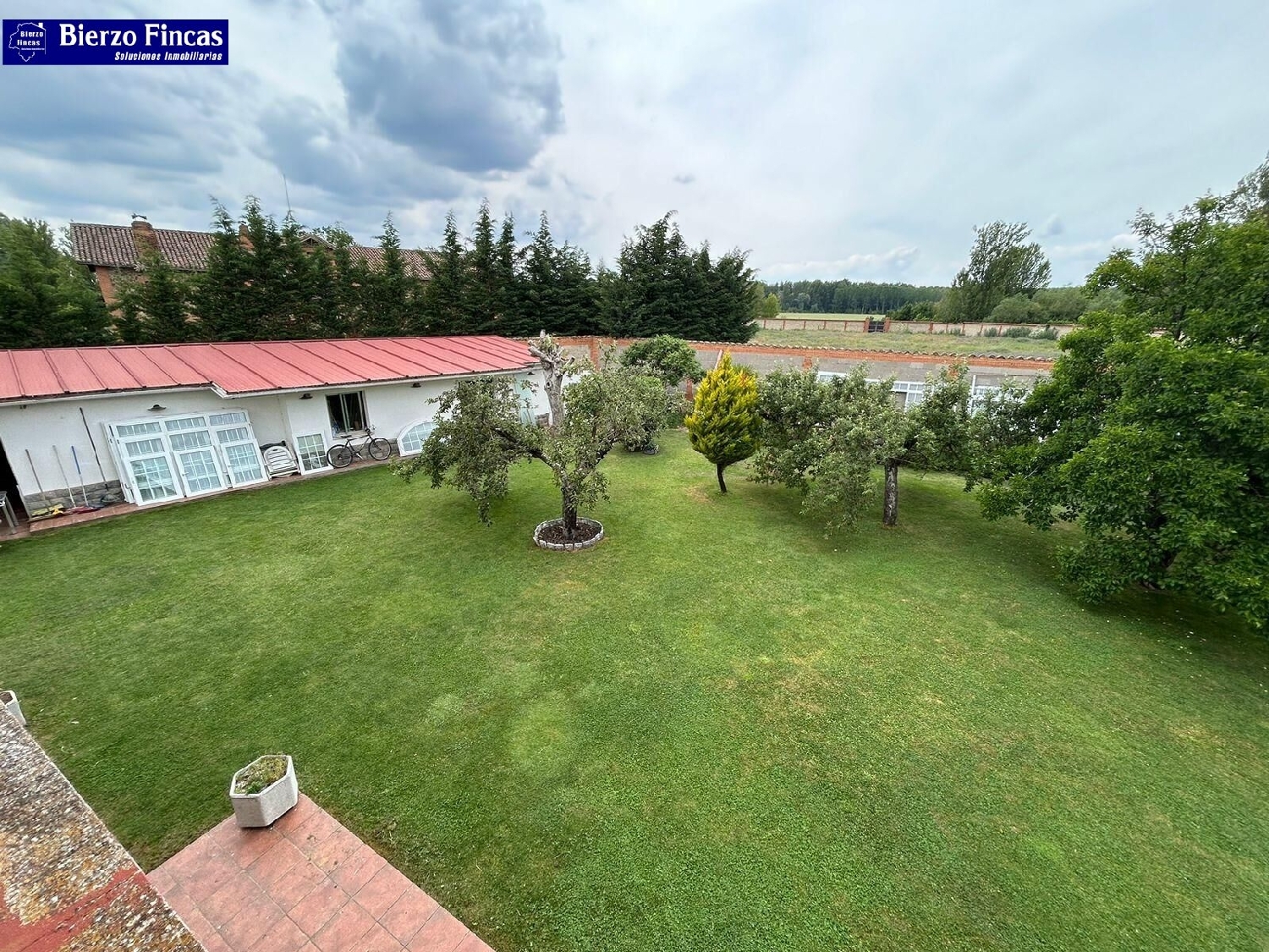  till salu hus Villamoros De Mansilla León 6