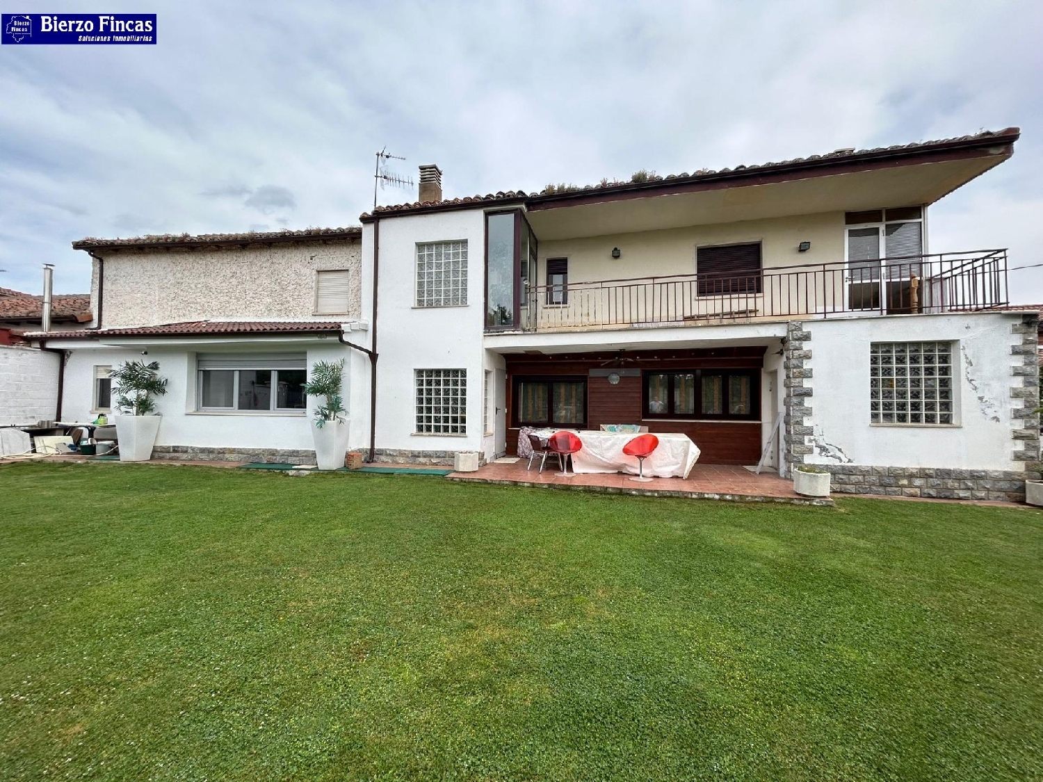  till salu hus Villamoros De Mansilla León 5