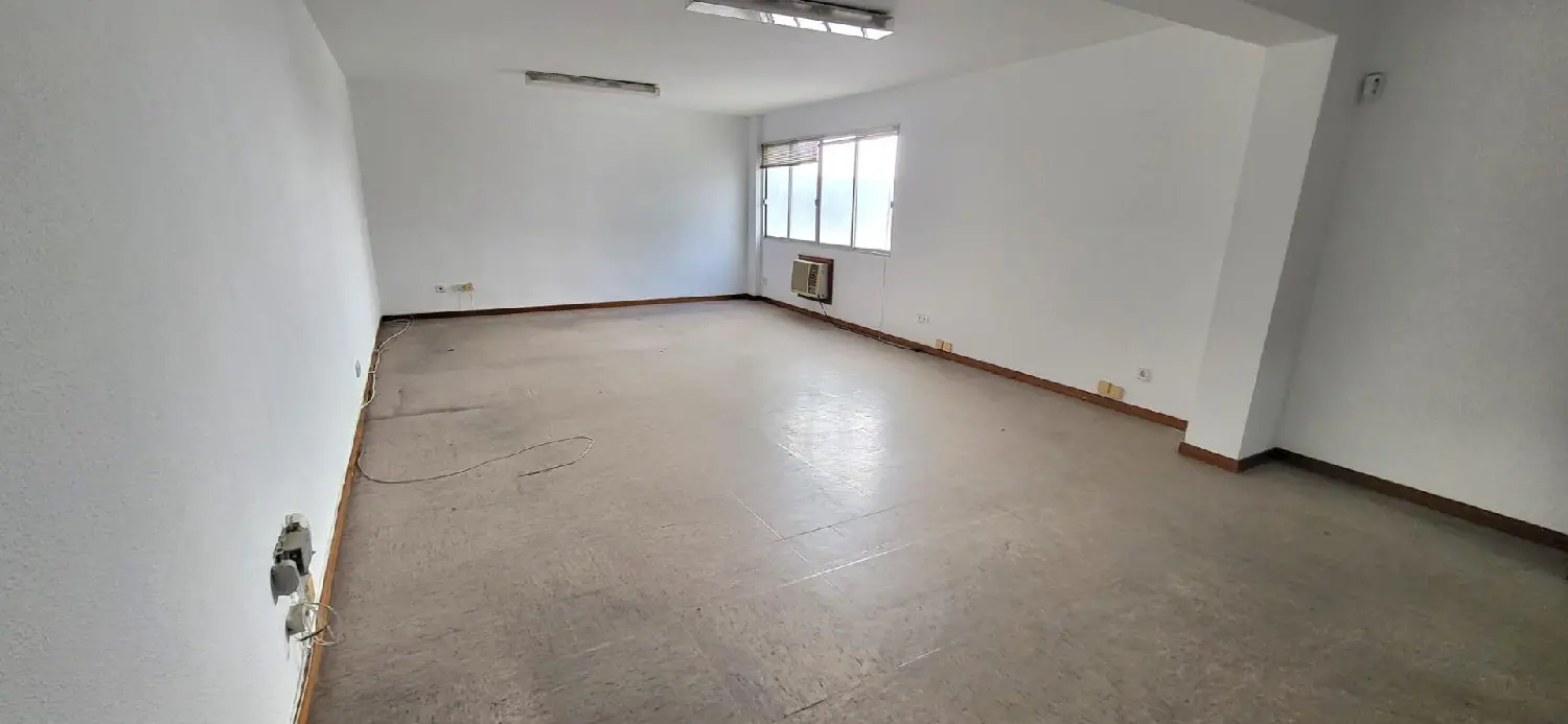 for sale office Levante Córdoba 2