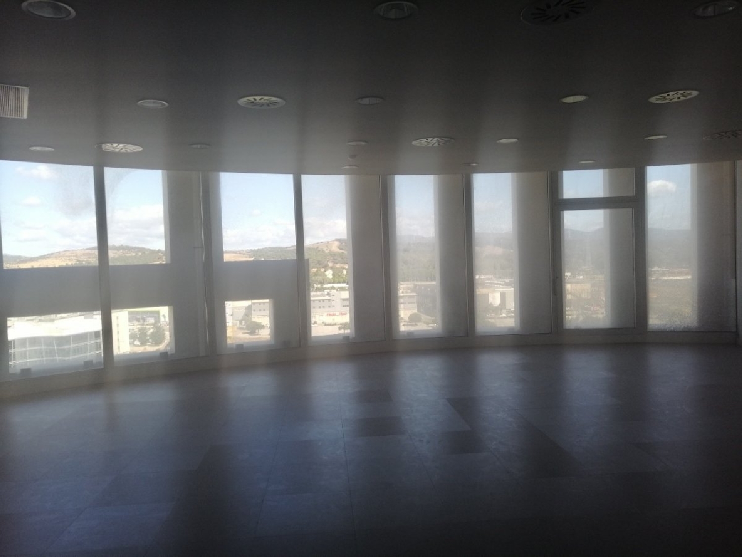 till salu kontor Ciudad Jardín Campo De Gibraltar 2