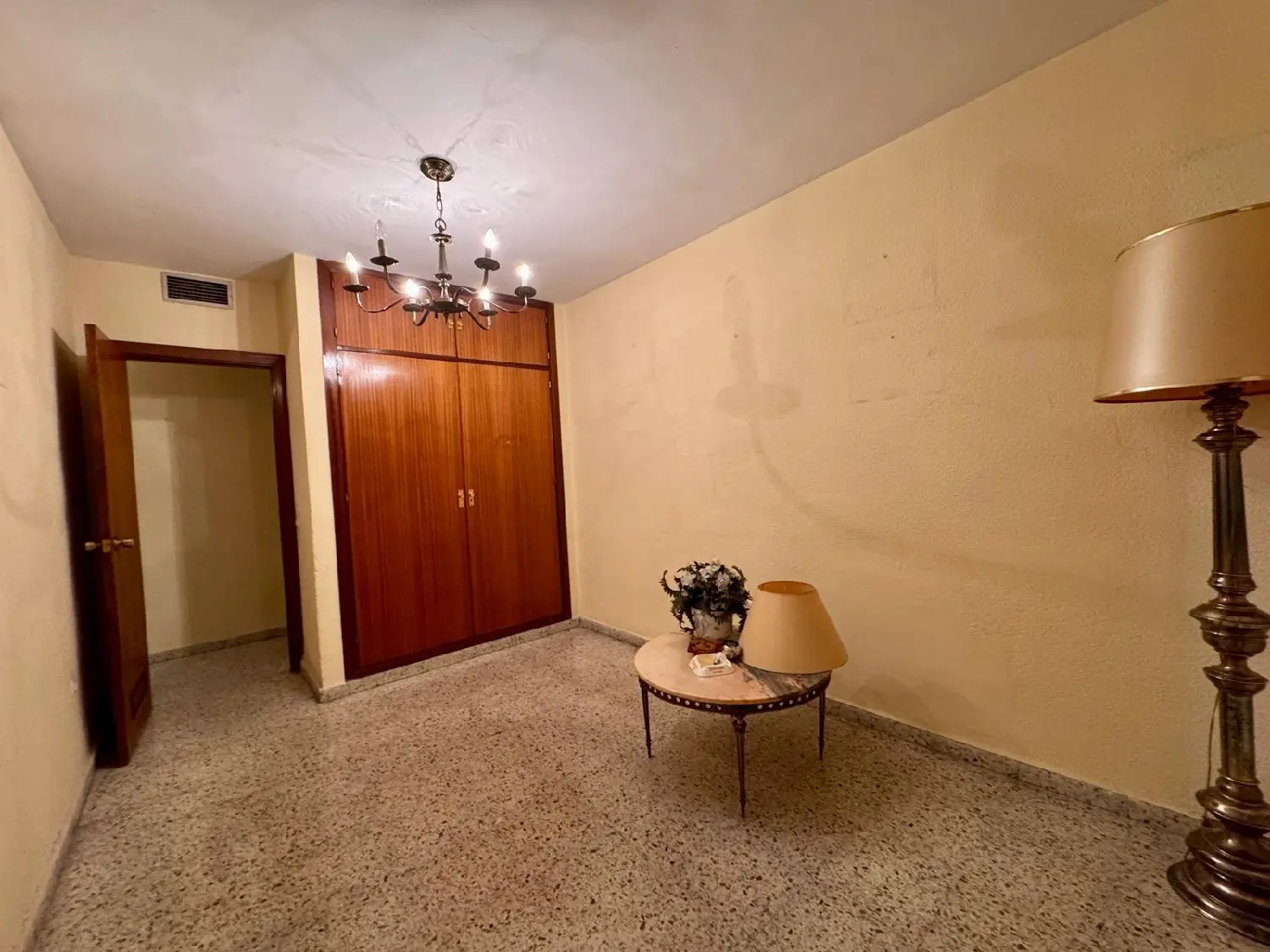  till salu kontor Córdoba Centro 14001 Córdoba 1