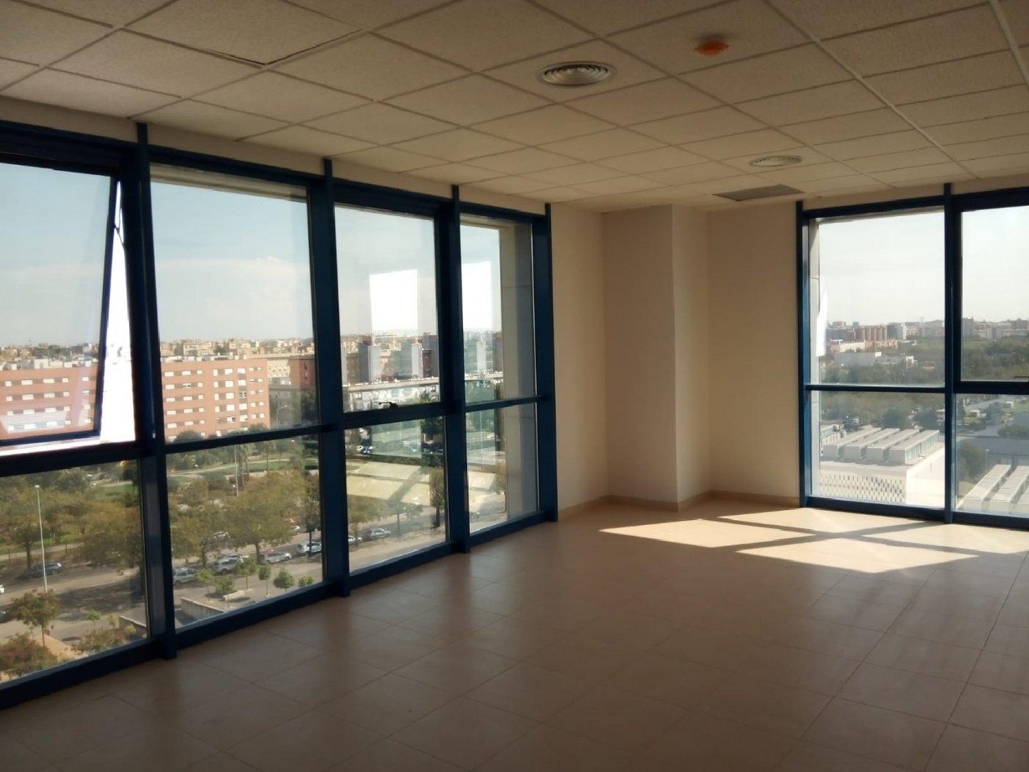  till salu kontor Valdezorras Metropolitana De Sevilla 7