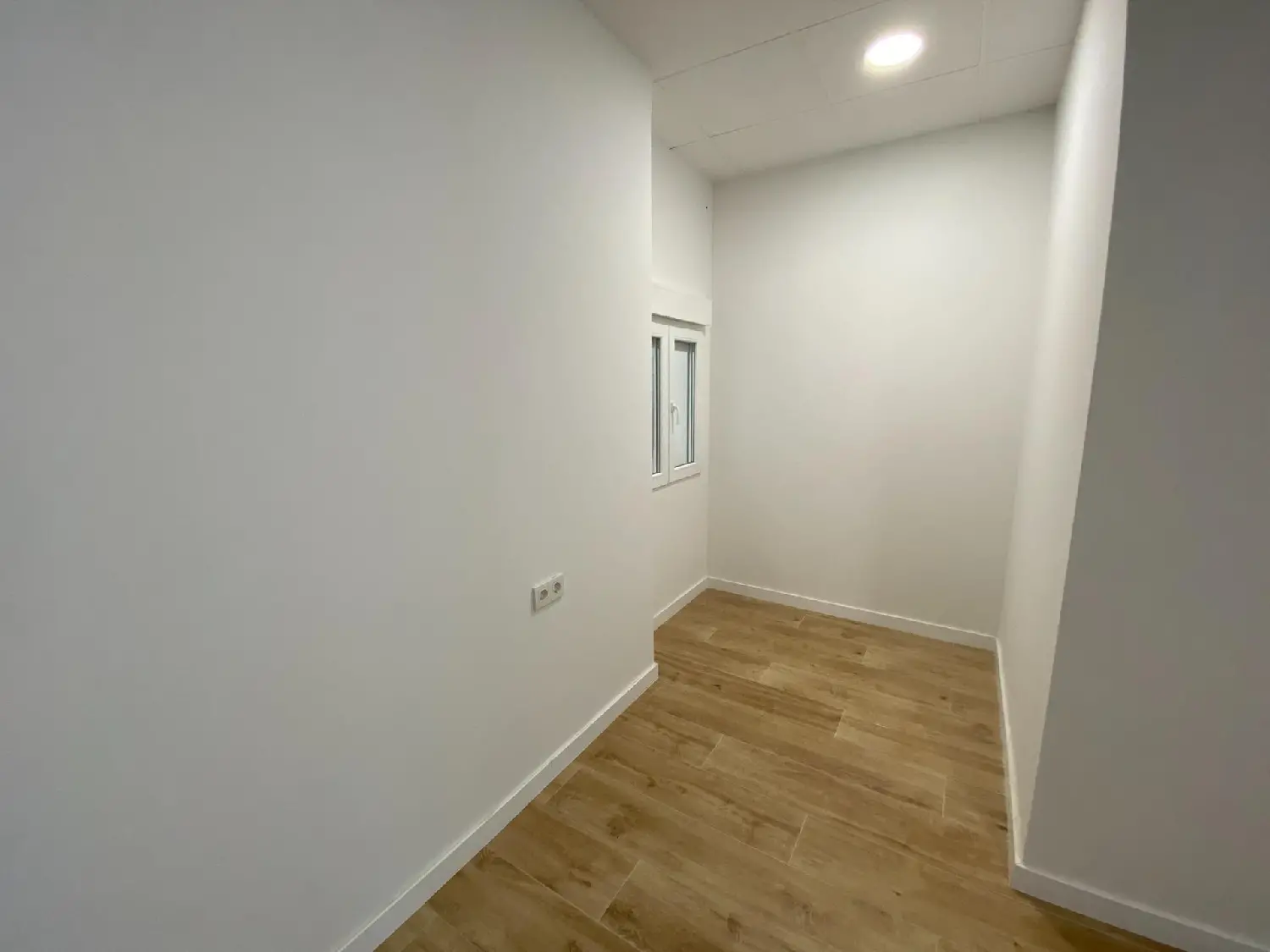  till salu kontor Pla De La Cova Alacantí 8