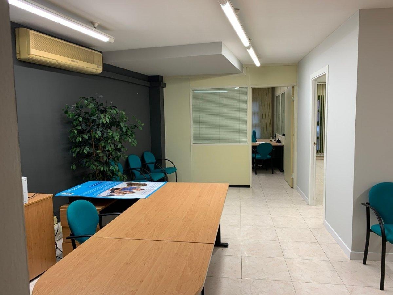  till salu kontor Eixample Tarragonès 8