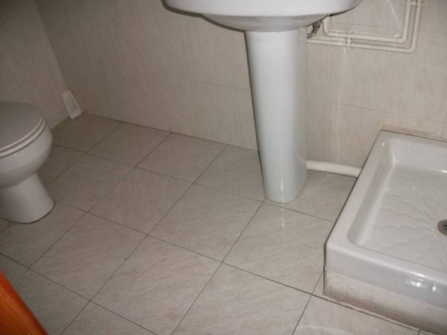till salu kontor Els Comdals Bages 3
