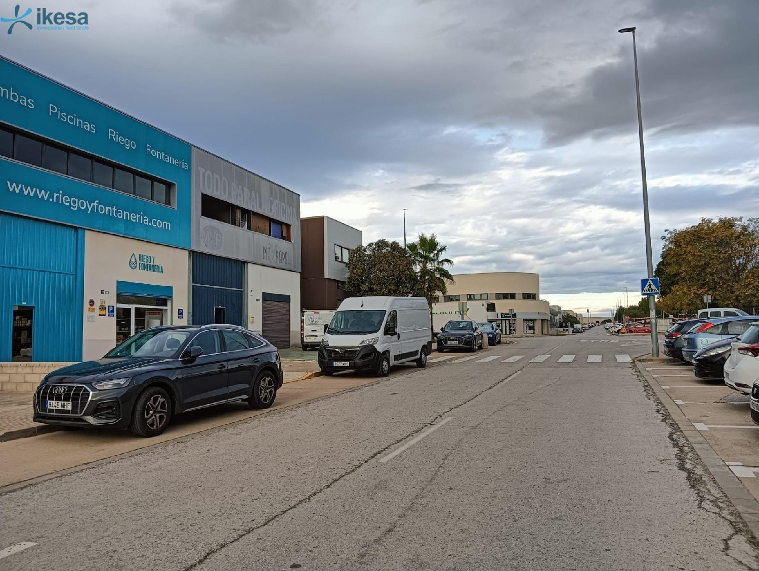 till salu kontor Entrecaminos Urb. Aljarafe 2