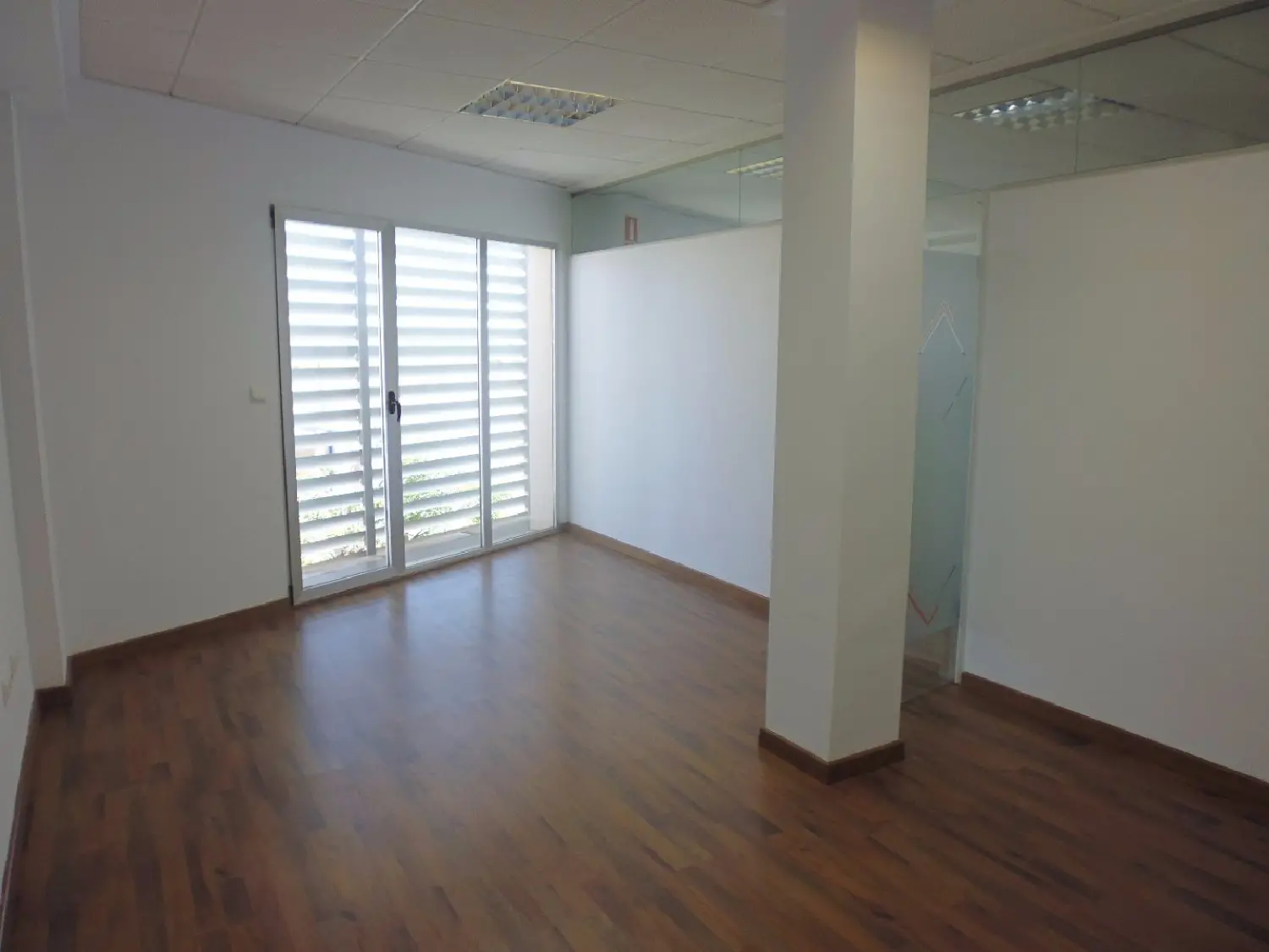 till salu kontor Montortal Ribera Alta 3