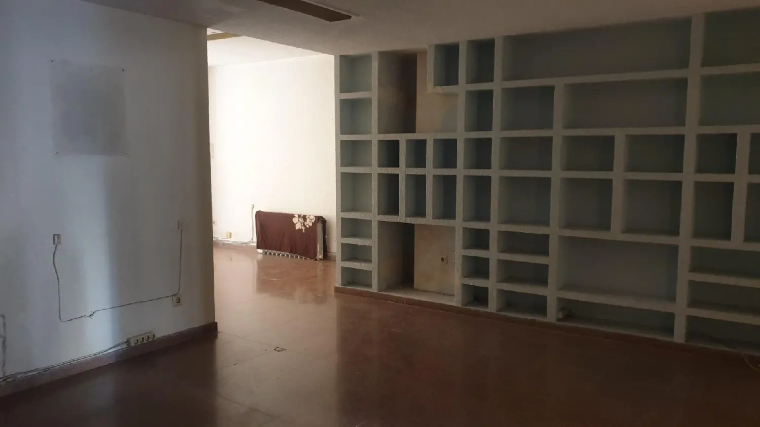 till salu kontor Los Luceros Baix Vinalopó 2