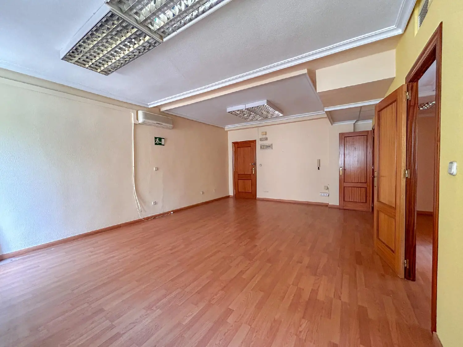  till salu kontor Montepríncipe Vega Media Del Segura 5