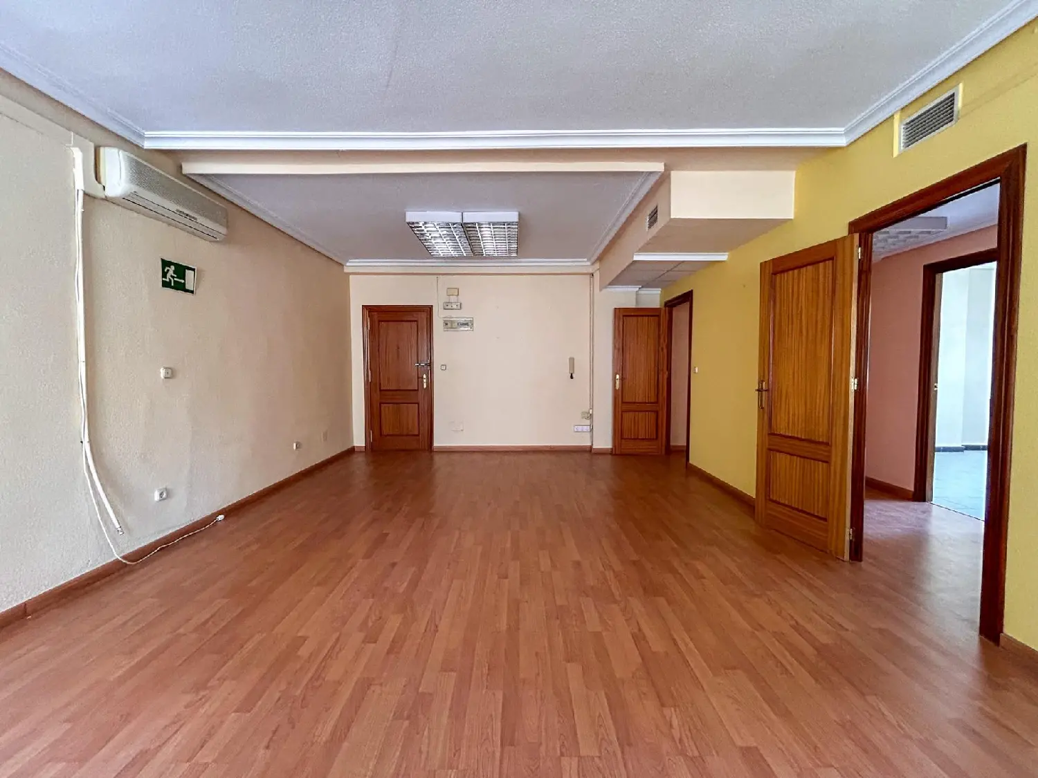  till salu kontor Montepríncipe Vega Media Del Segura 4