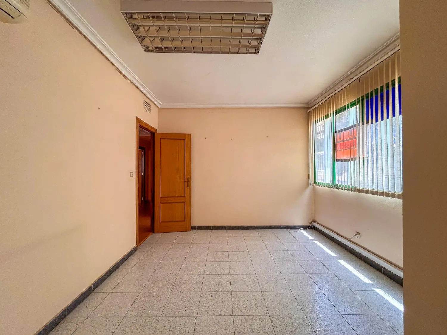  till salu kontor Montepríncipe Vega Media Del Segura 8