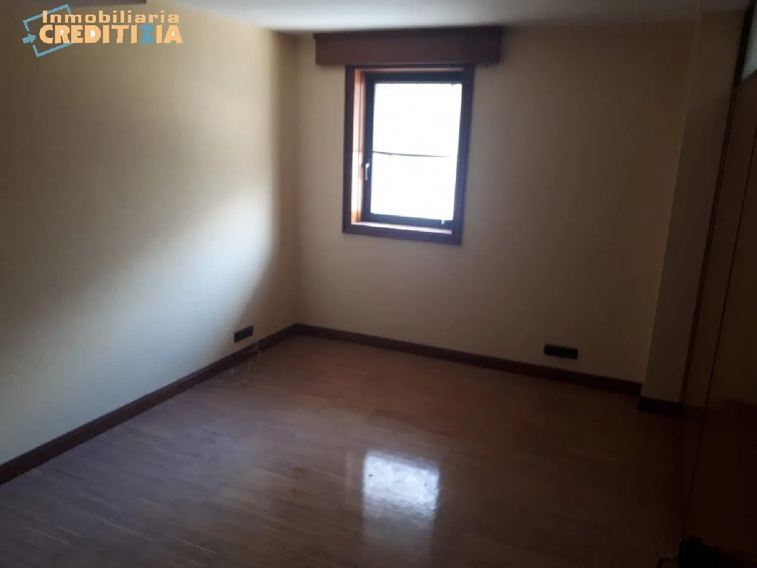  till salu kontor O Carme Vigo 5
