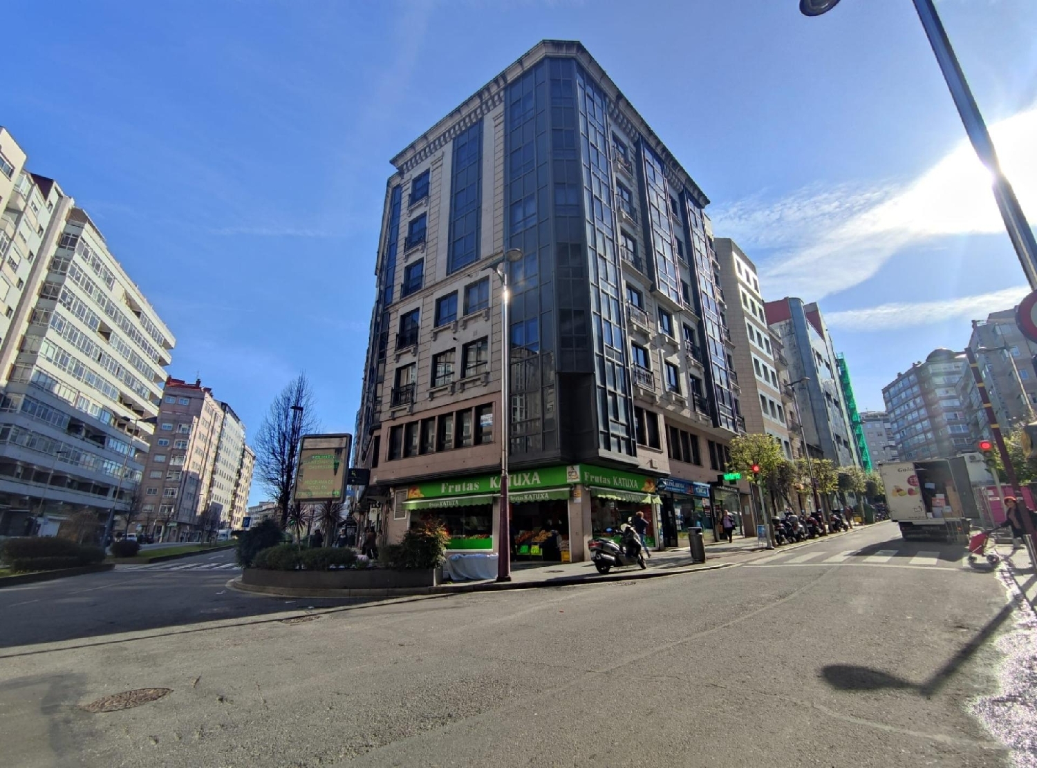  till salu kontor Pardavila Vigo 1