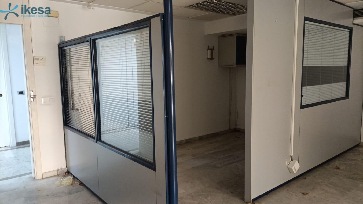 till salu kontor San Pablo-Santa Justa Metropolitana De Sevilla 3