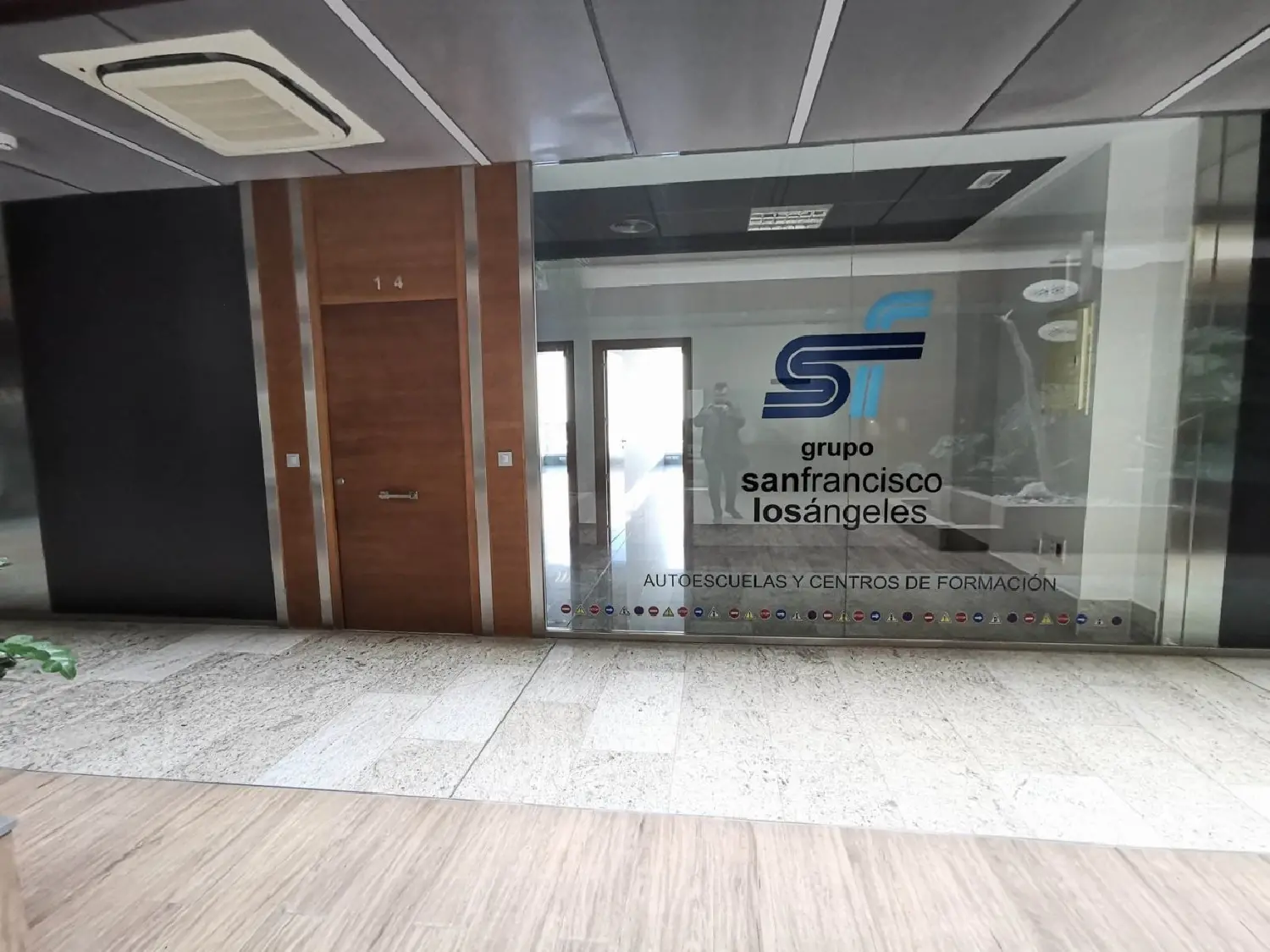 till salu kontor El Vincle Baix Vinalopó 2