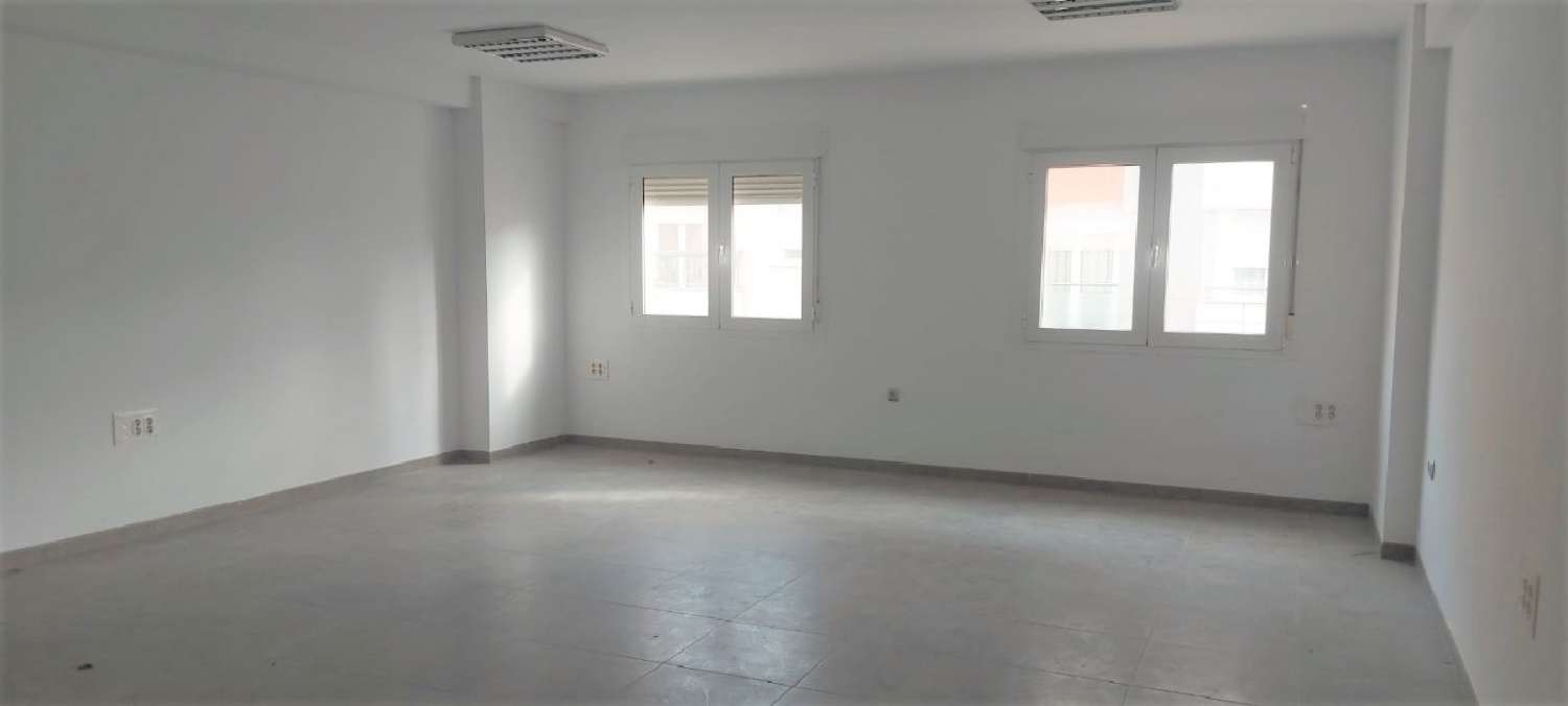  till salu kontor Tarambana Poniente Almeriense 5