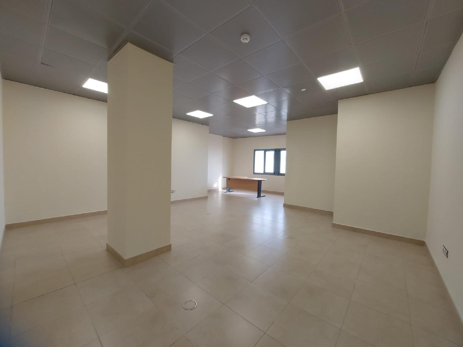  till salu kontor Tarambana Poniente Almeriense 5