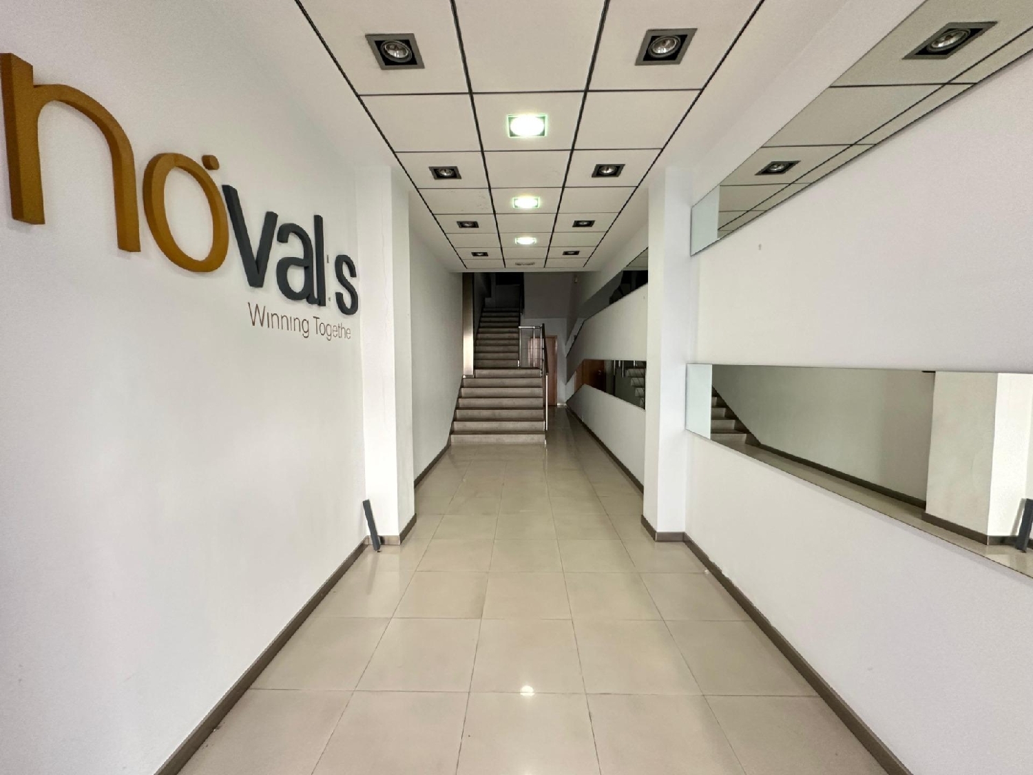  till salu kontor Urbanización Tomás Ribera Alta 8