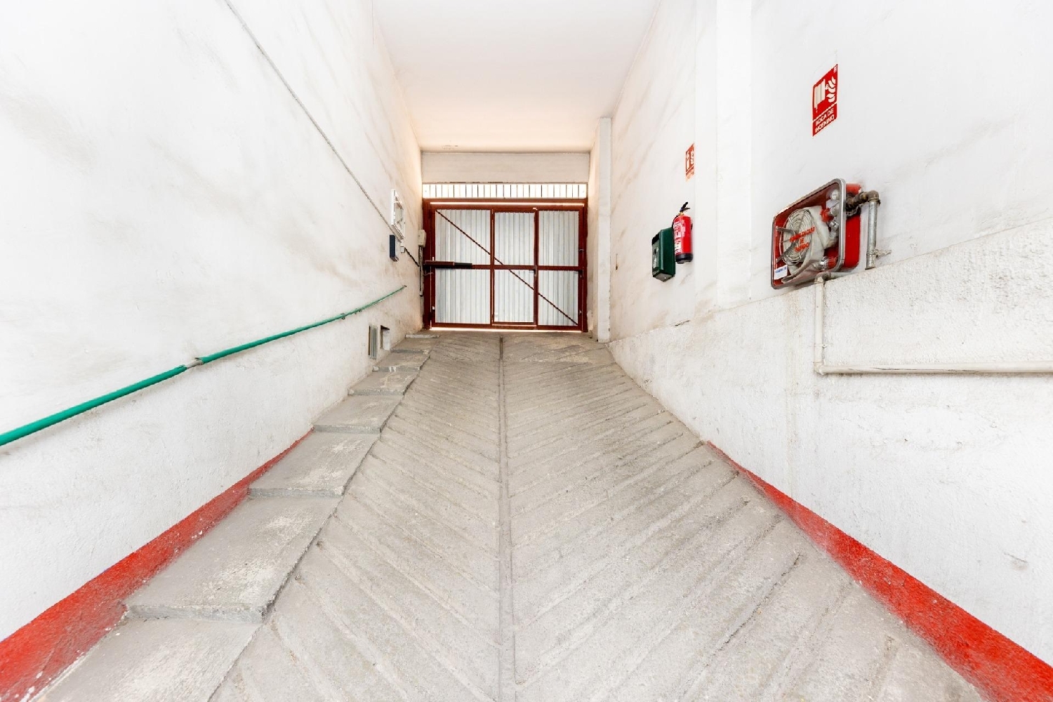  till salu parkering Aguaderico De Rubio Baza 6