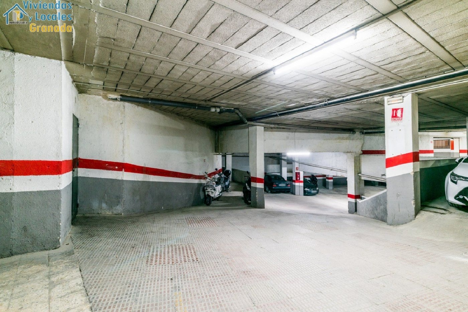 en venta parking Albaicín Vega De Granada 3