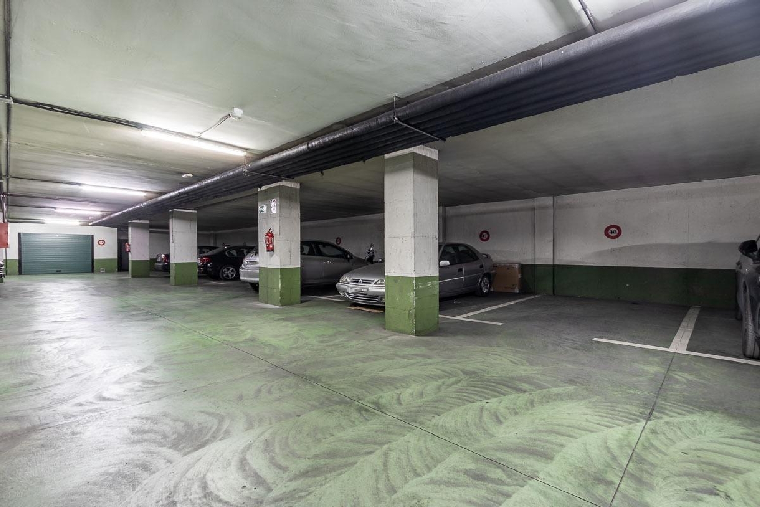  till salu parkering Alminares Vega De Granada 6