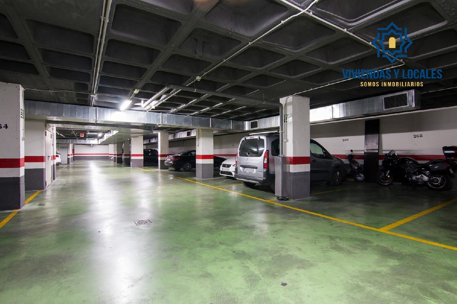 till salu parkering Alminares Vega De Granada 3