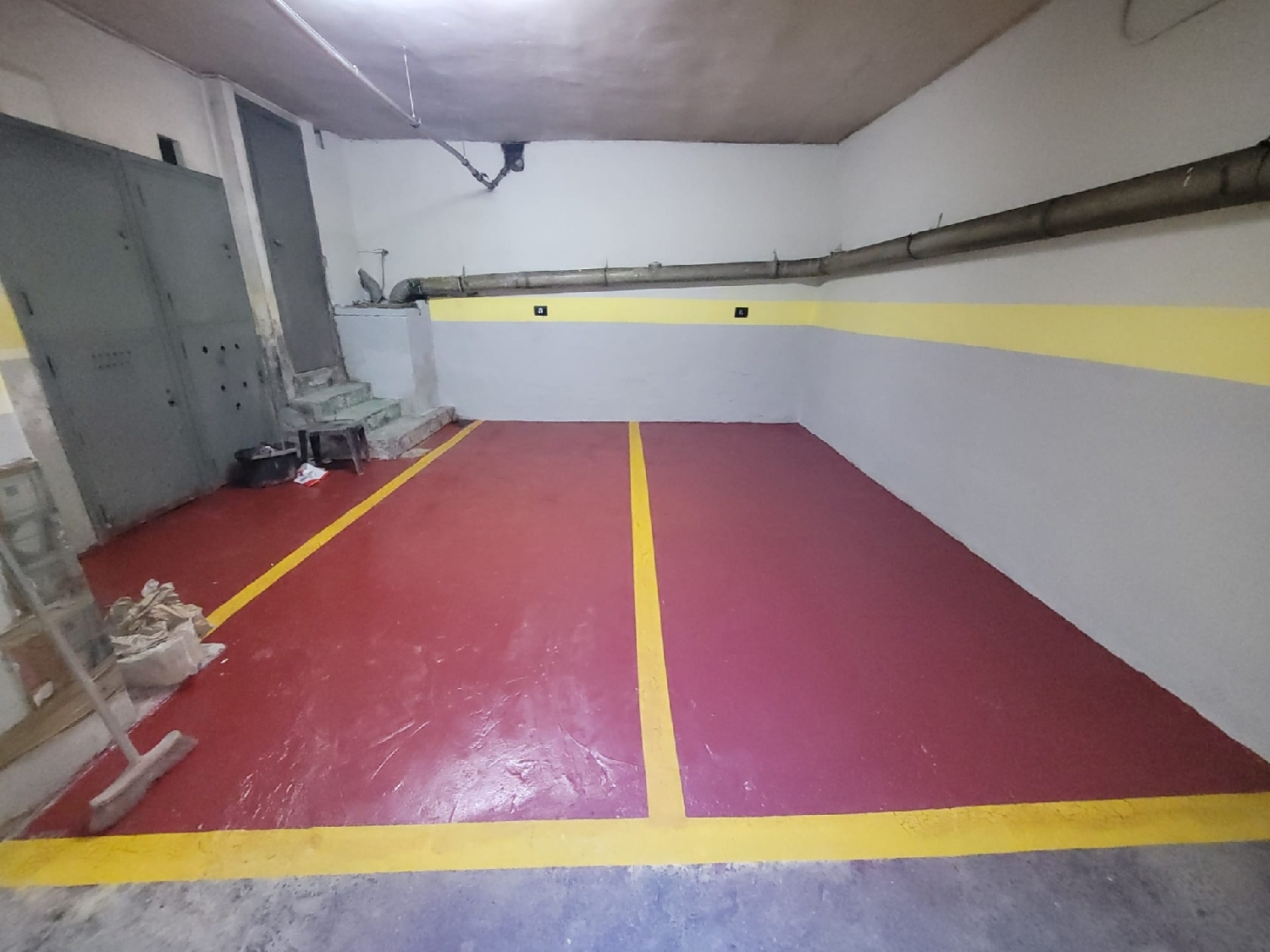 till salu parkering Avenida Valencia D.C. Zaragoza 3