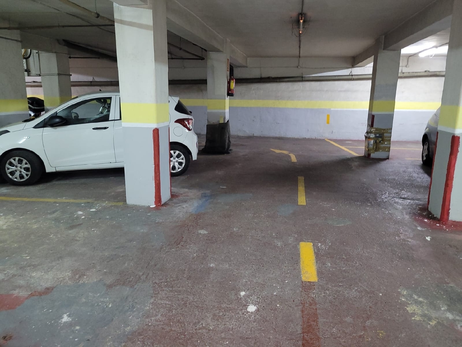  till salu parkering Avenida Valencia D.C. Zaragoza 4
