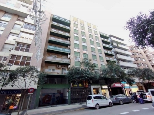 Avenida Valencia D.C. Zaragoza parkering foto 6254758