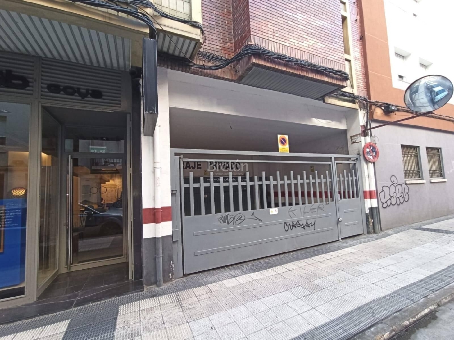  till salu parkering Avenida Valencia D.C. Zaragoza 2