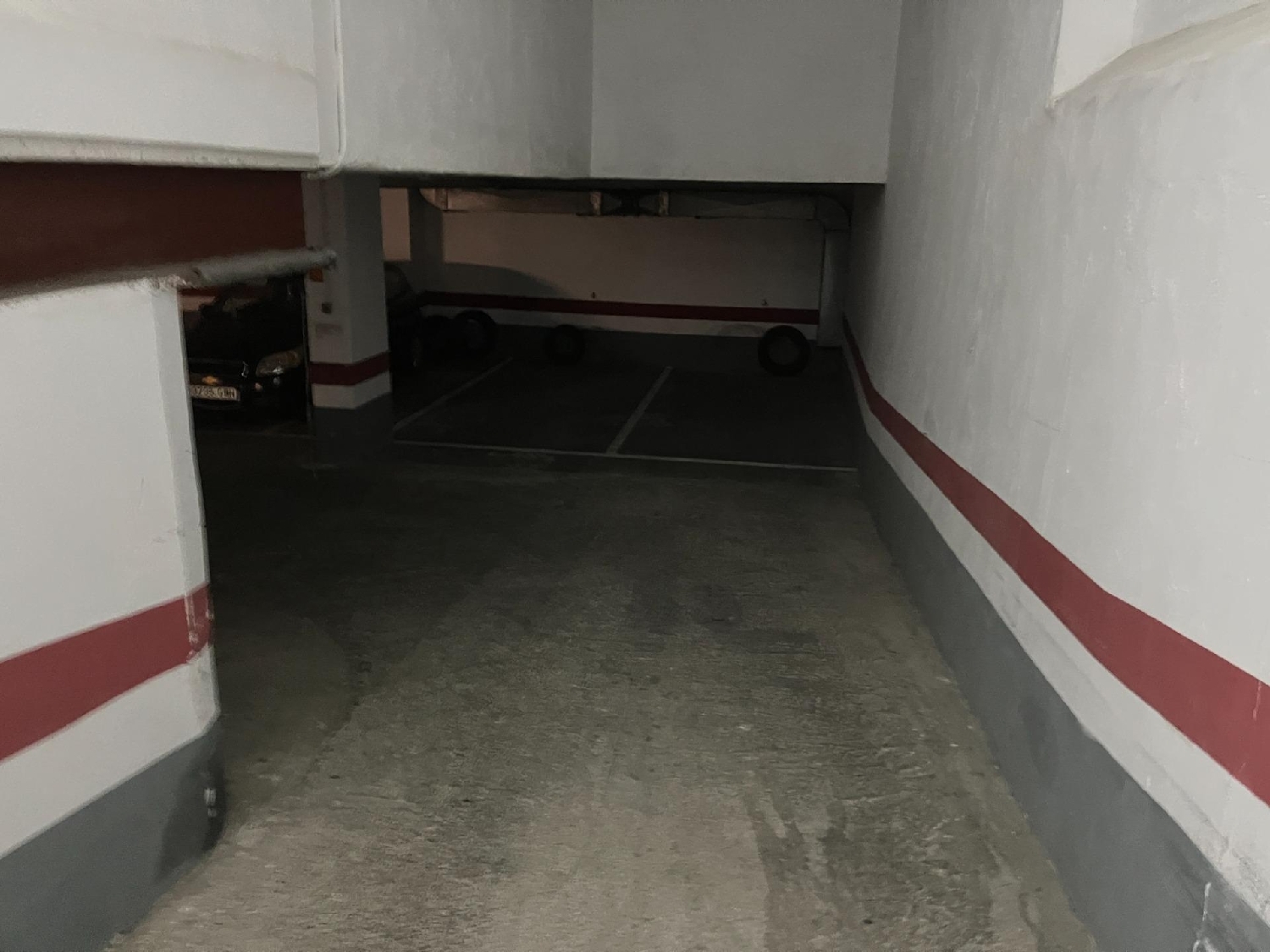  till salu parkering Avenida Valencia D.C. Zaragoza 5
