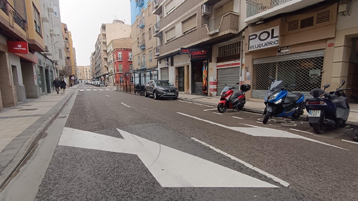 till salu parkering Avenida Valencia D.C. Zaragoza 3