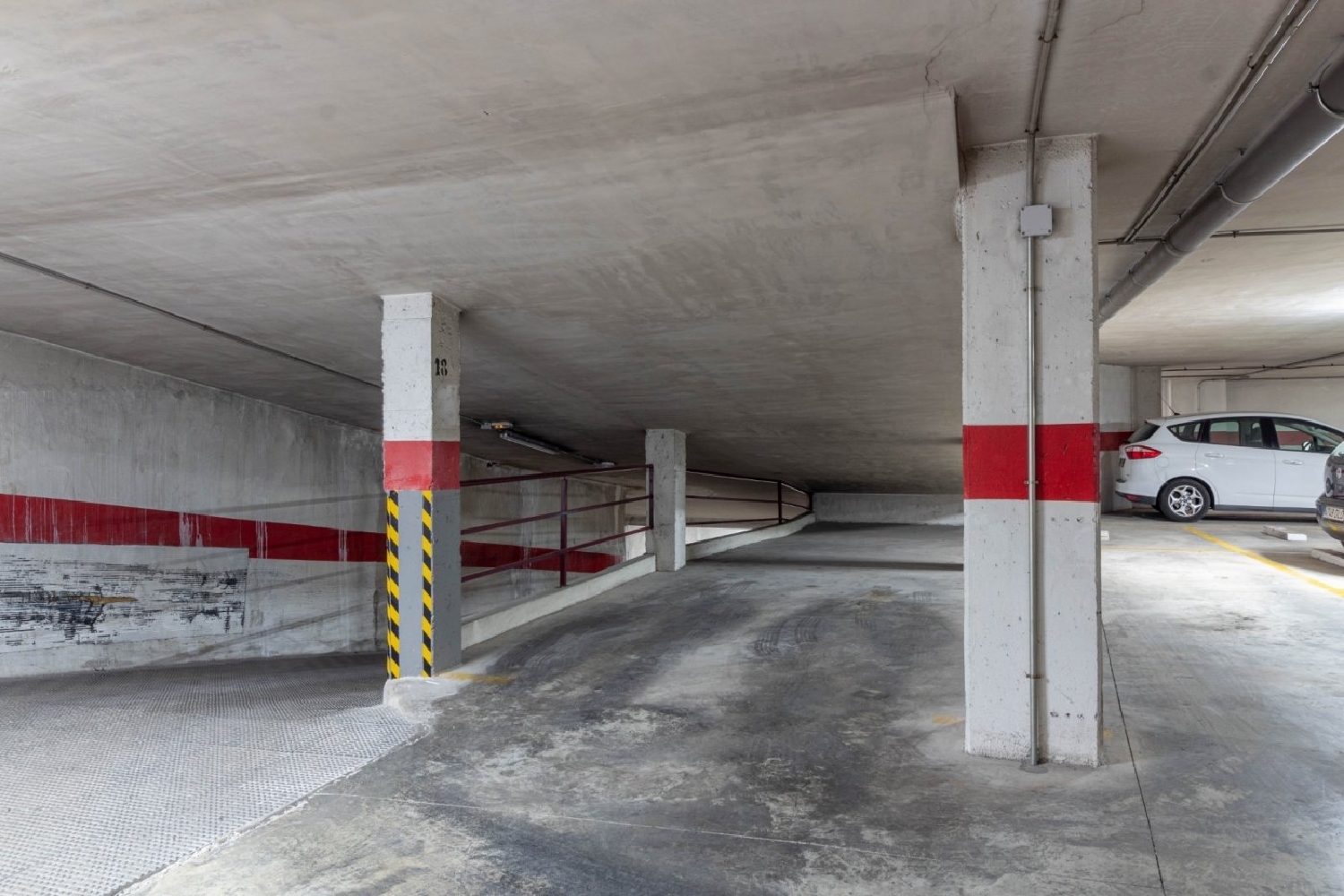  till salu parkering Raiguero Levante Baix Segura 5