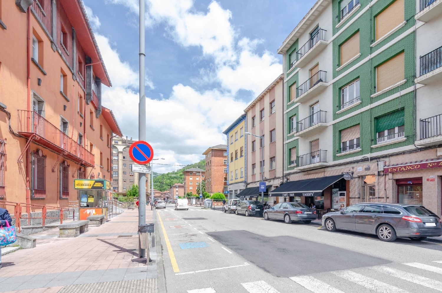 till salu parkering Barrio De Pachon Caudal 5