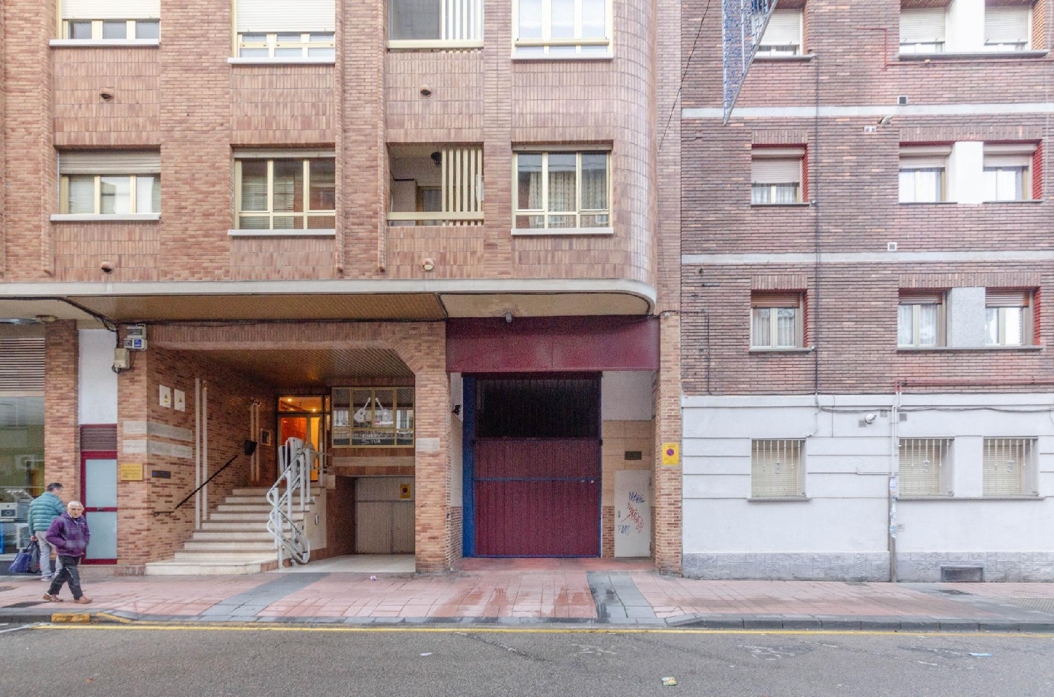  till salu parkering Barrio De Pachon Caudal 6