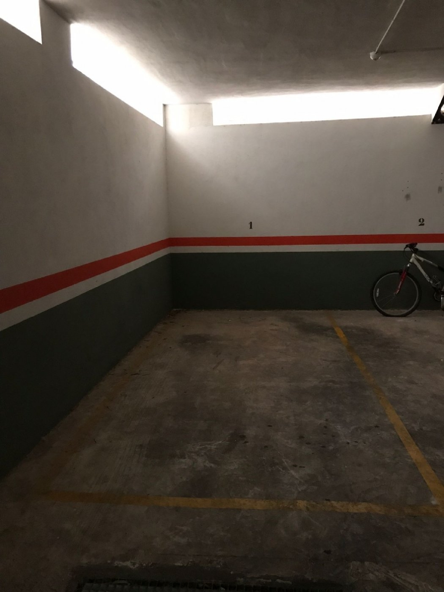  till salu lokal Belga Baja Oviedo 10