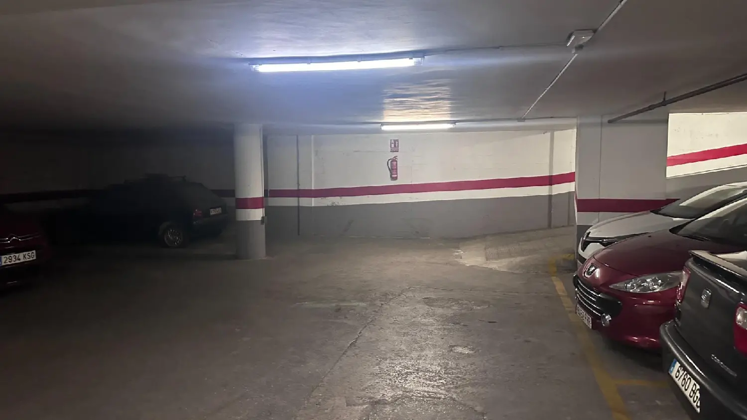 till salu parkering Tros Alt Ribera Alta 3
