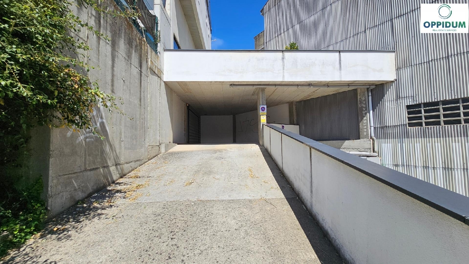 till salu parkering Cambre Coruña 3