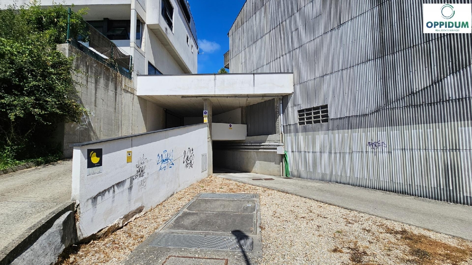  till salu parkering Cambre Coruña 4