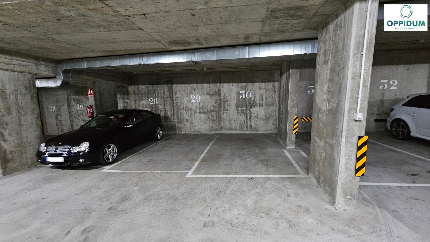  till salu parkering Cambre Coruña 1