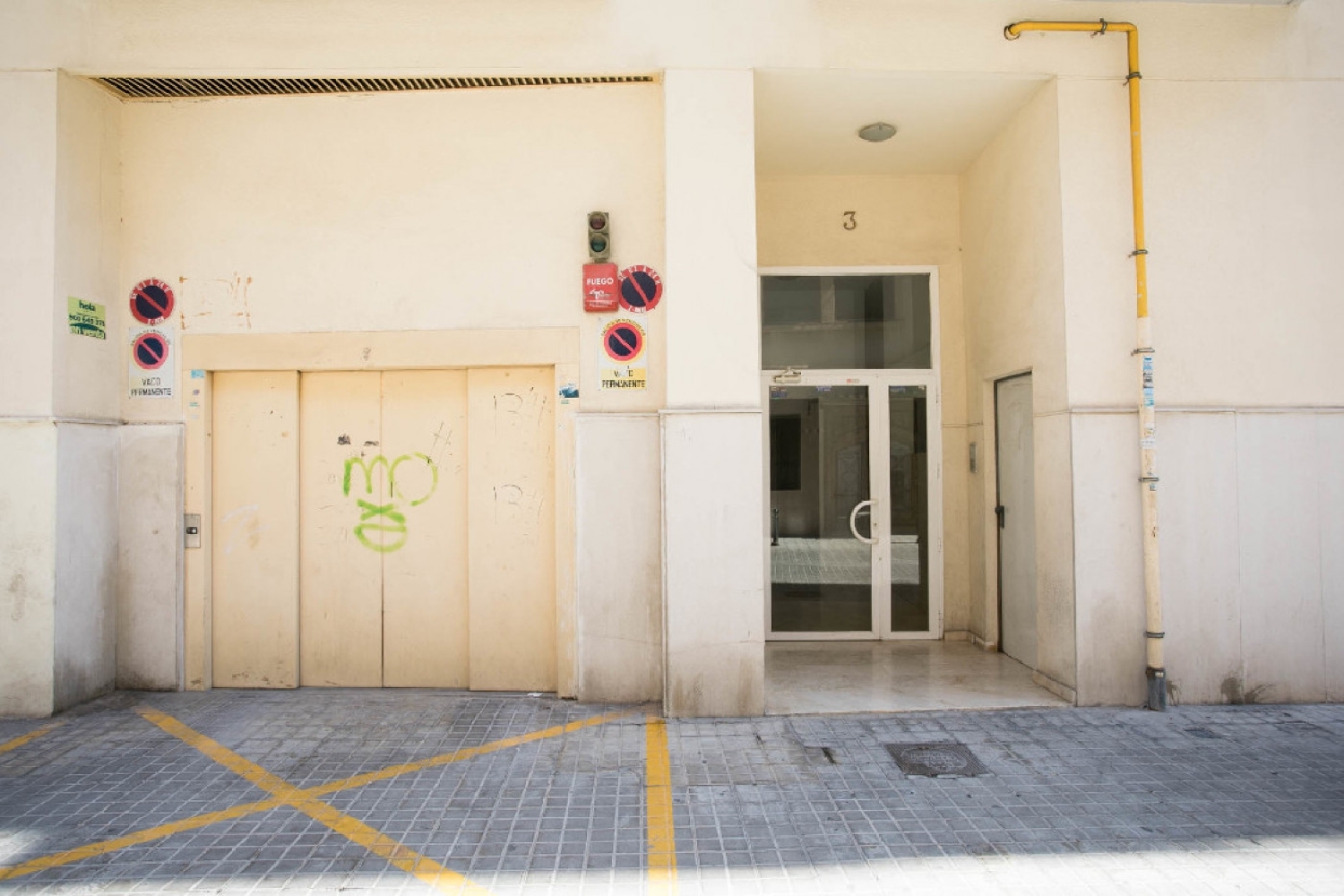 till salu parkering Campanar Sant Pau Valencia 2
