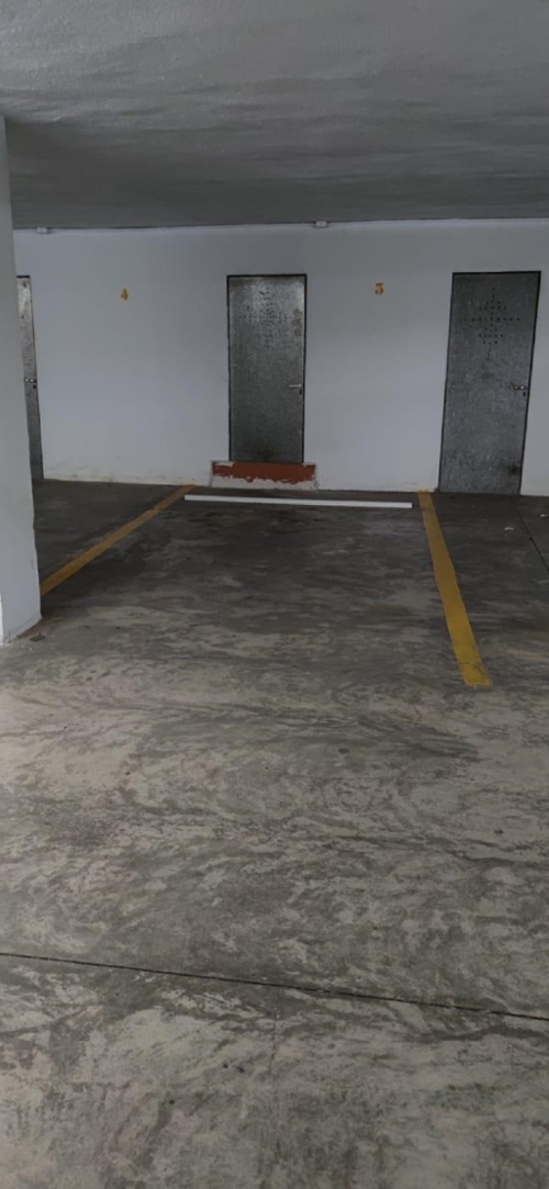 Carlet Ribera Alta parkering foto 6256758
