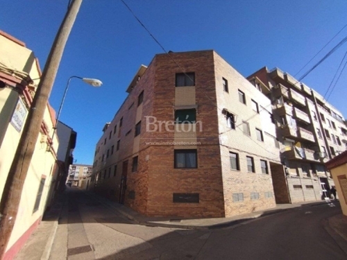 Casetas D.C. Zaragoza parkering foto 6254756