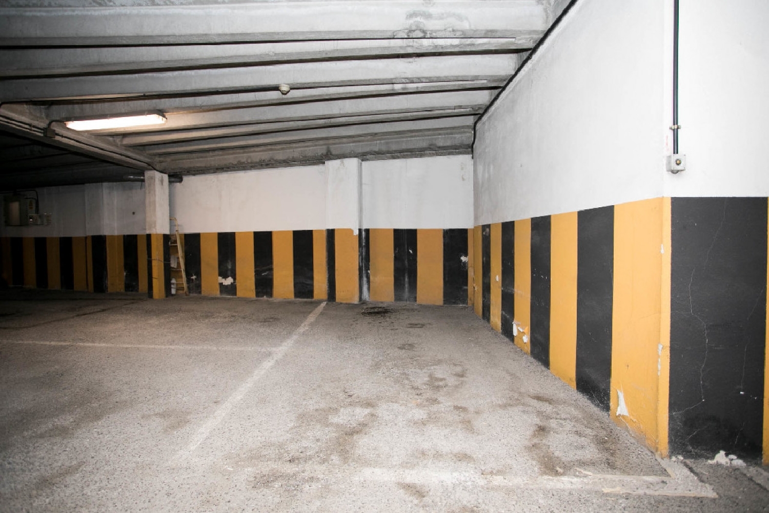  till salu parkering Cerdeño Oviedo 7
