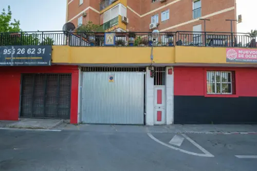 Cerro-Amate Metropolitana De Sevilla parkering foto 6165411